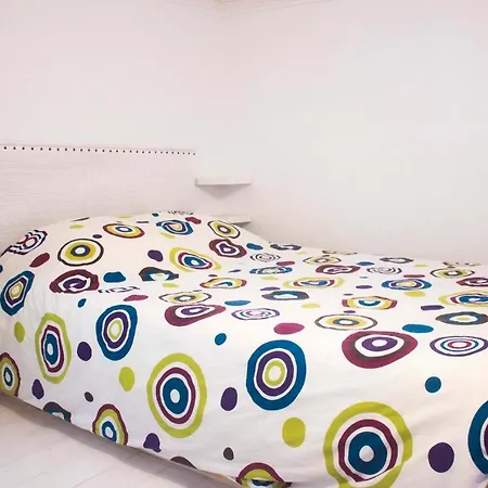 Studio For 4 Near Montparnasse דירה פריז